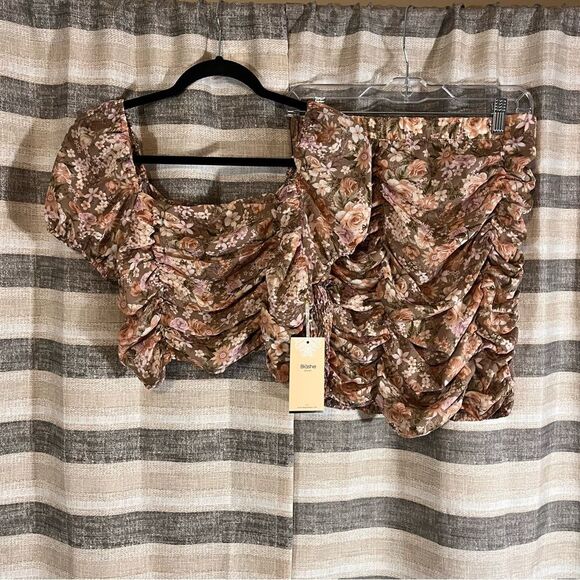 blashe Dresses & Skirts - Blashe Two Piece Floral Skirt Set‎ Size Medium